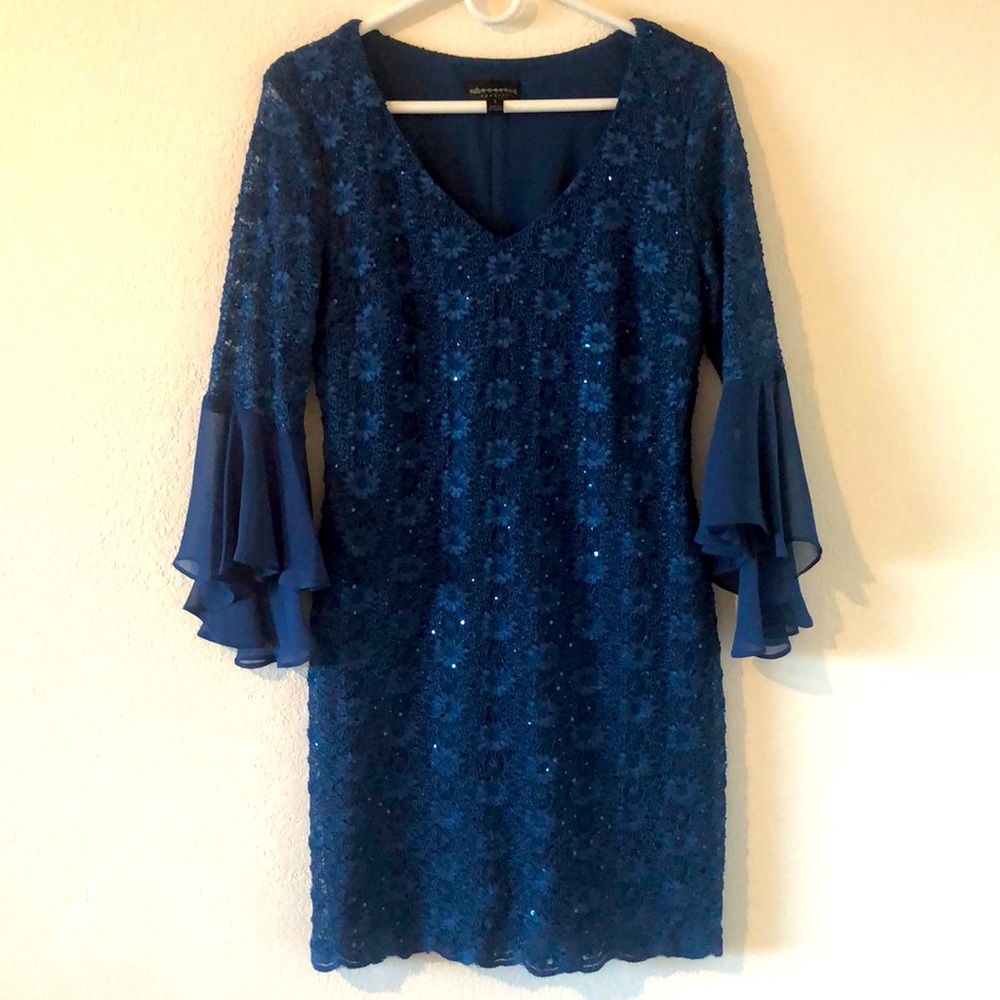 2/40$ Stunning blue dress